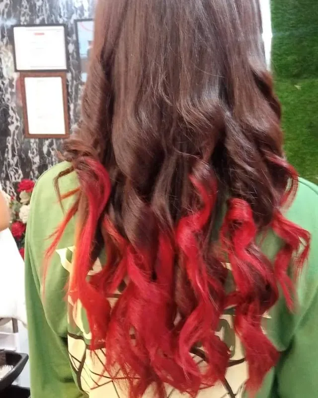 Black Scissor unisex salon munirka