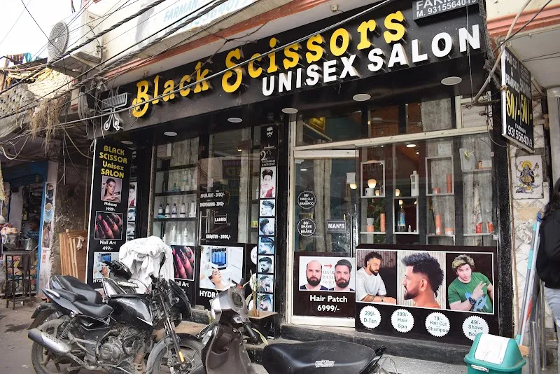 Black Scissor unisex salon munirka