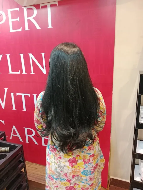 Jawed Habib Hair & Beauty Salon Shivam Road (DD Colony)