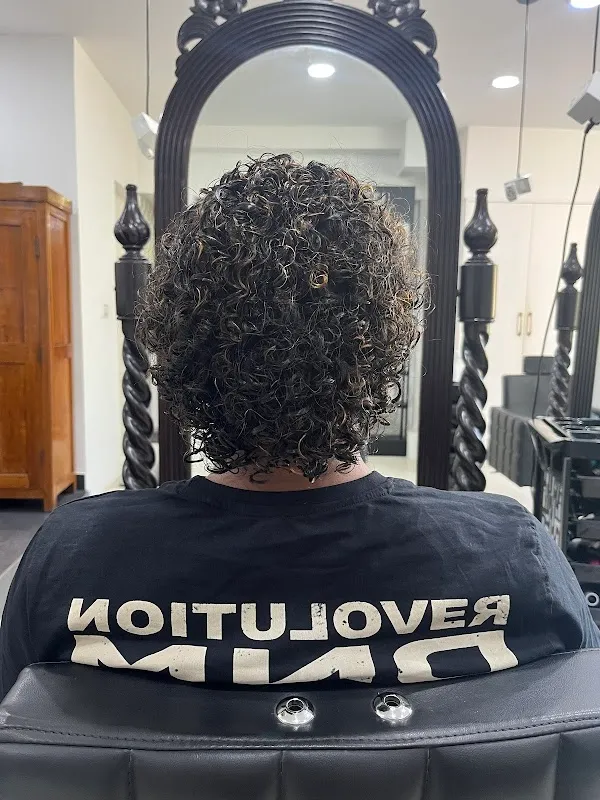 SALON SQUEEZE - THE BEST HAIRSTYLIST IN BANGALORE / THE BEST SALON IN BANGALORE
