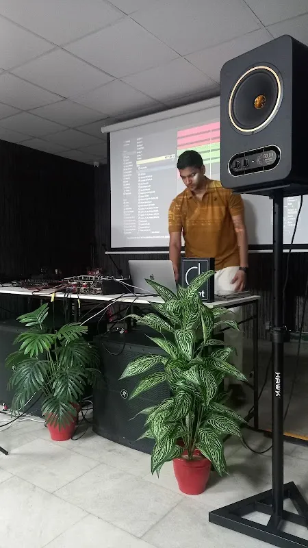RESET NETWORKS STUDIOS रीसेट नेटवर्क्स स्टूडियोज
