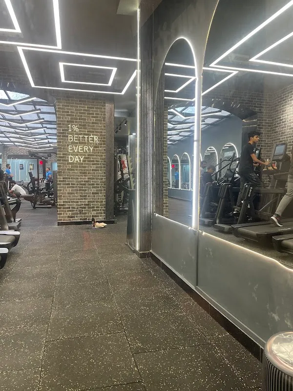 Midtown Fitness marine lines