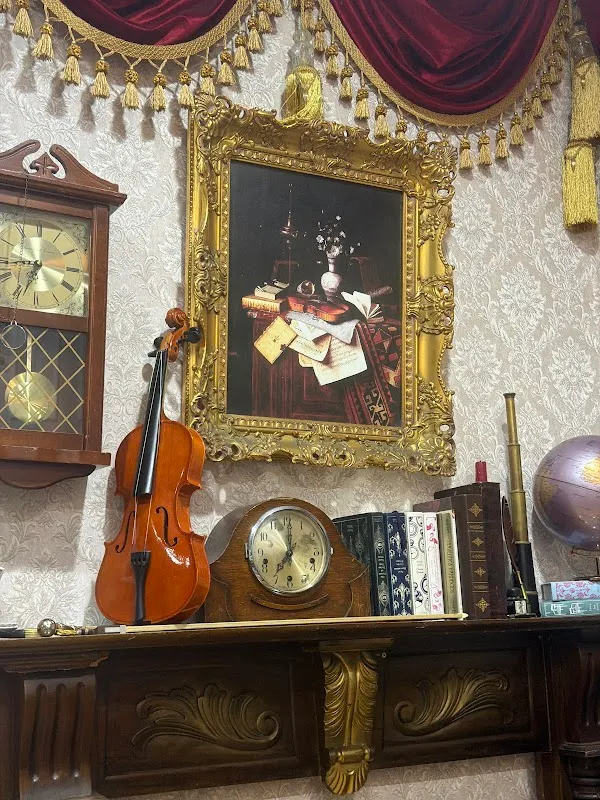 OLD AND NEW STUDIO LTD