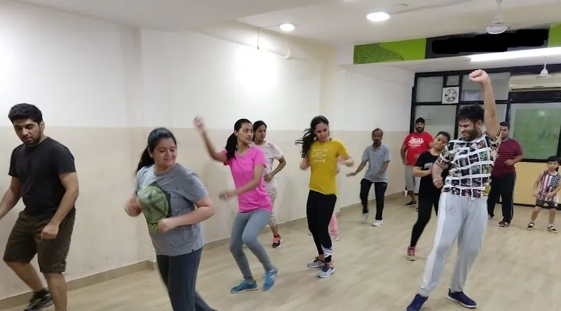 24 FITNESS STUDIO