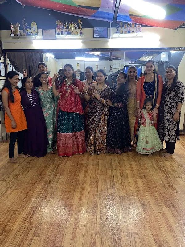 Steppin moves dance studio