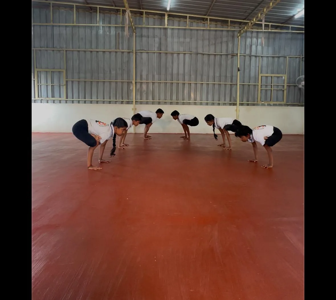 Kaduvizhi Siddha Yoga Centre Anakaputhur (Main Branch)