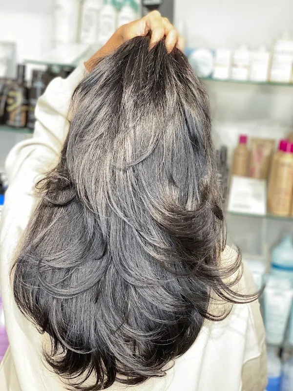 ROGER / MARKEL SALON (hair/makeup)