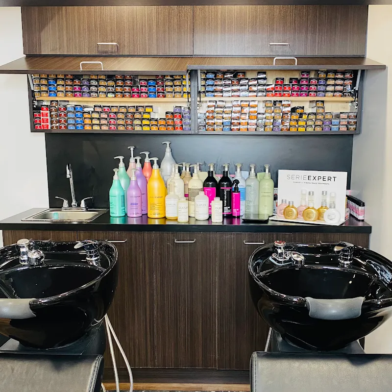 ROGER / MARKEL SALON (hair/makeup)
