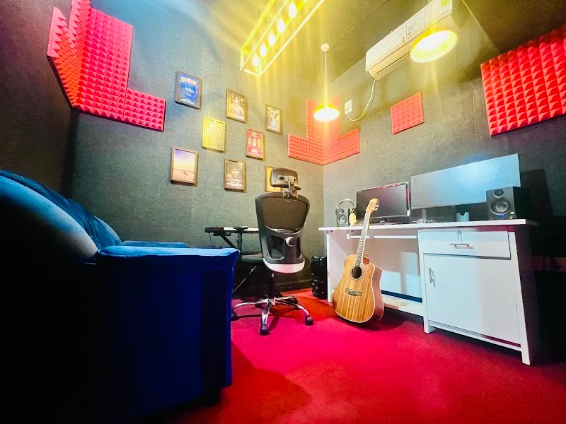90's studio
