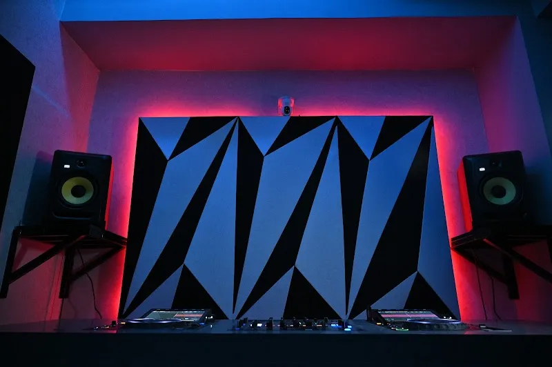Waveform Studio