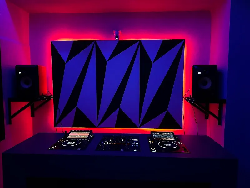 Waveform Studio