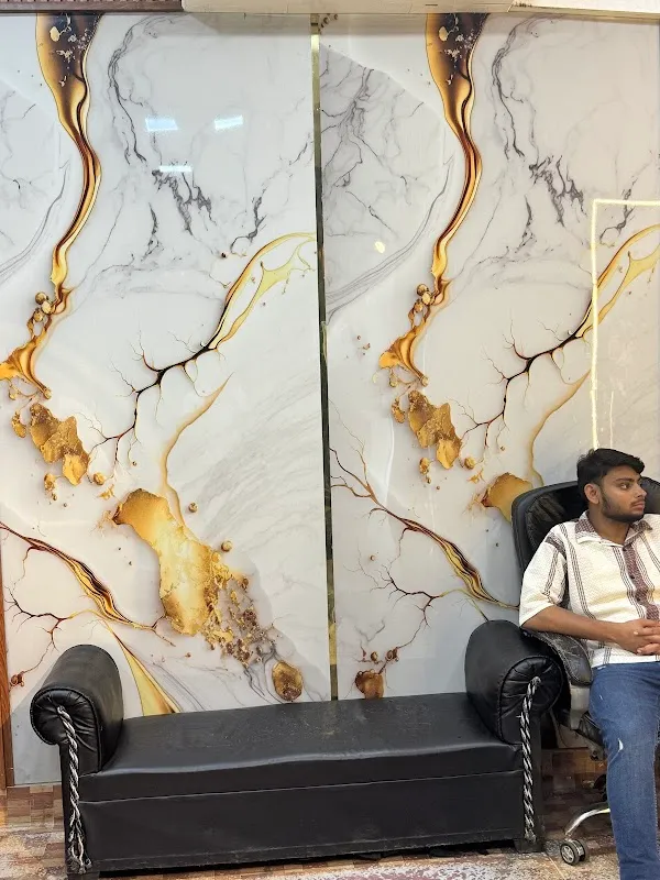 Luxury Unisex Saloon