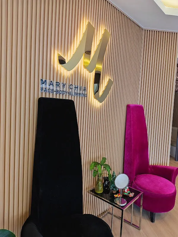 Mary Chia, Plaza Pelangi