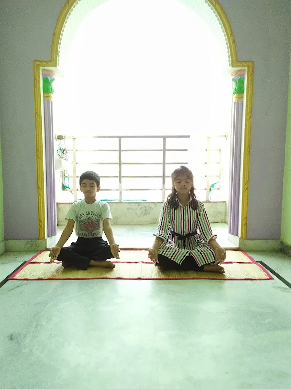 TOTAL HEALTH YOGA