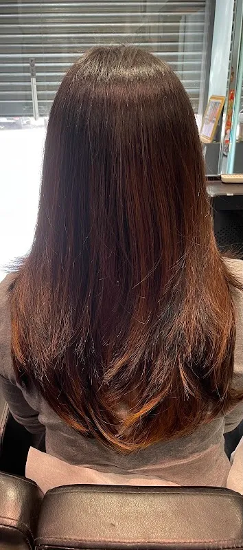 Smoke n Mirrors Hair salon