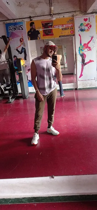 RK FITNESS ZONE