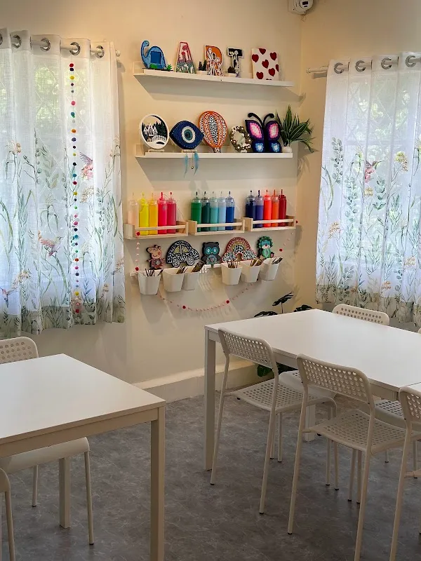 Artisans - The Community Art Studio