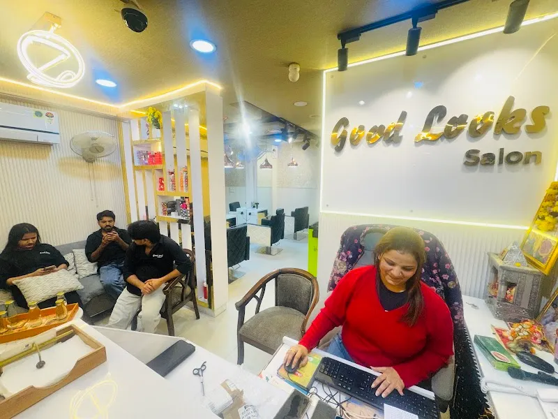 Good Looks Unisex Salon
