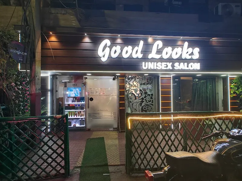 Good Looks Unisex Salon