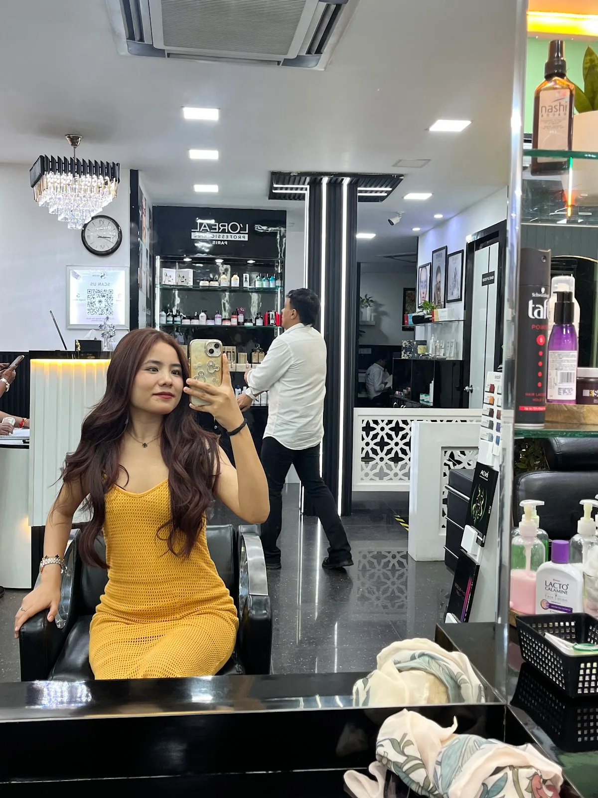 S Salon