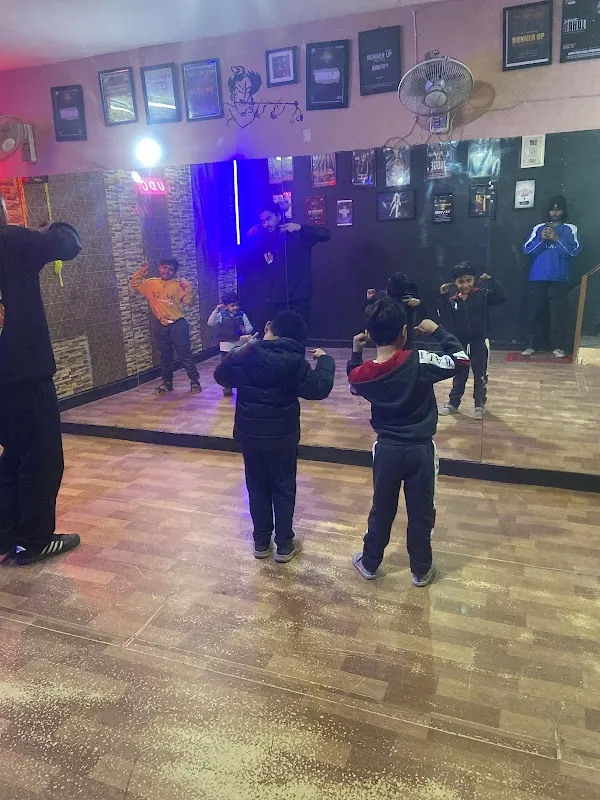 ULTIMATE DANCE CENTER