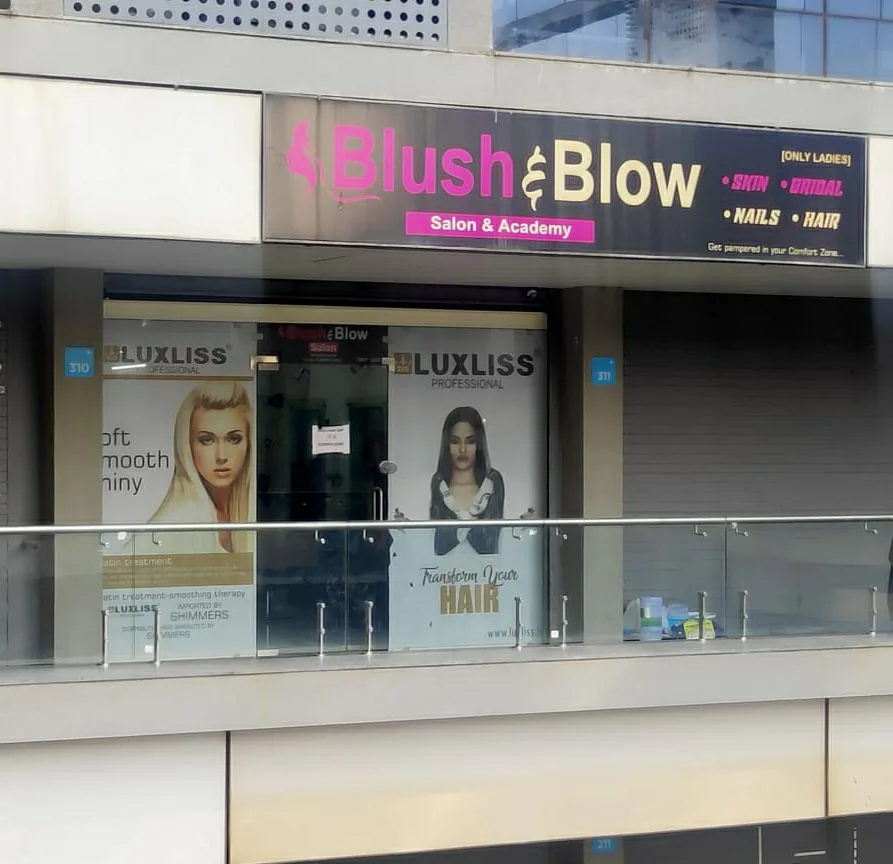 Blush & Blow Salon - Ladies Only
