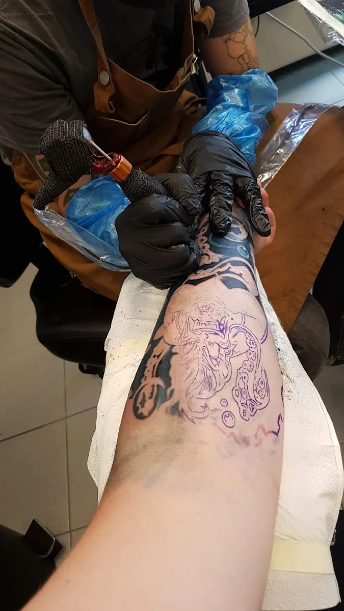 Tatuointiliike Leima
