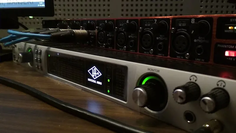 S M Recording Studio