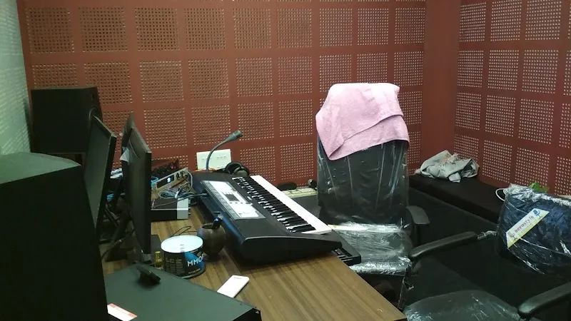 S M Recording Studio
