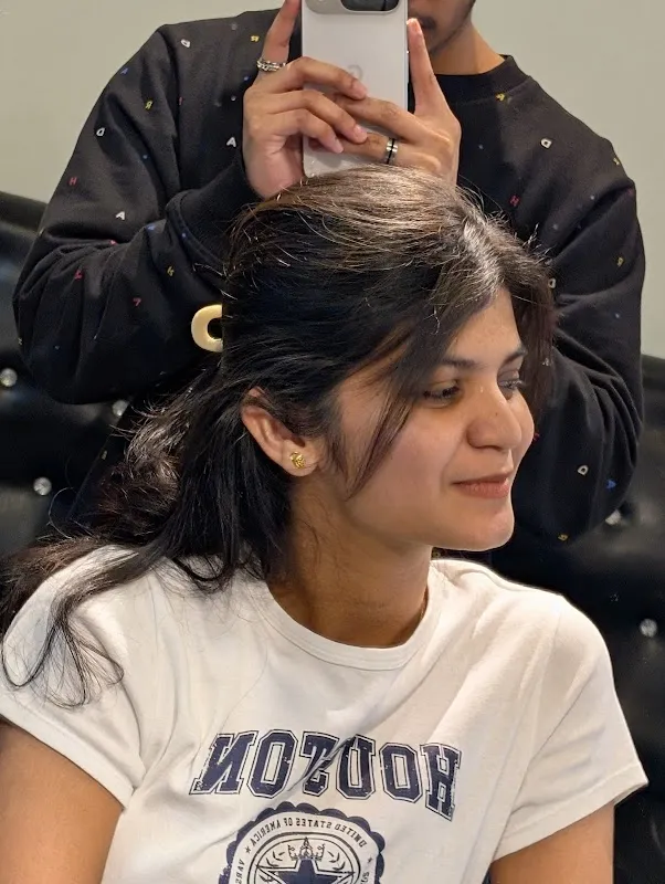 FLICKSS & CURLSS SALON