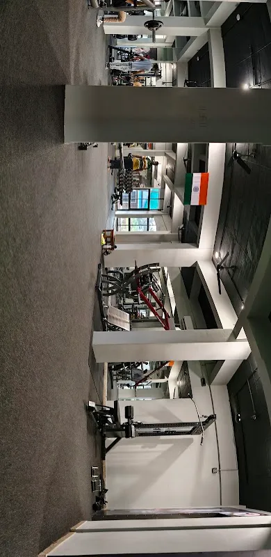 FITNESS ENGINE The Hardcore Gym
