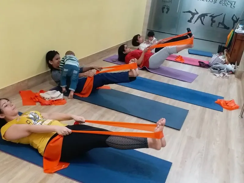 ROLLY'S YOGA