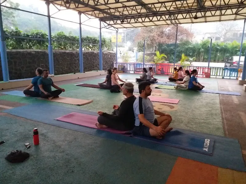 ROLLY'S YOGA