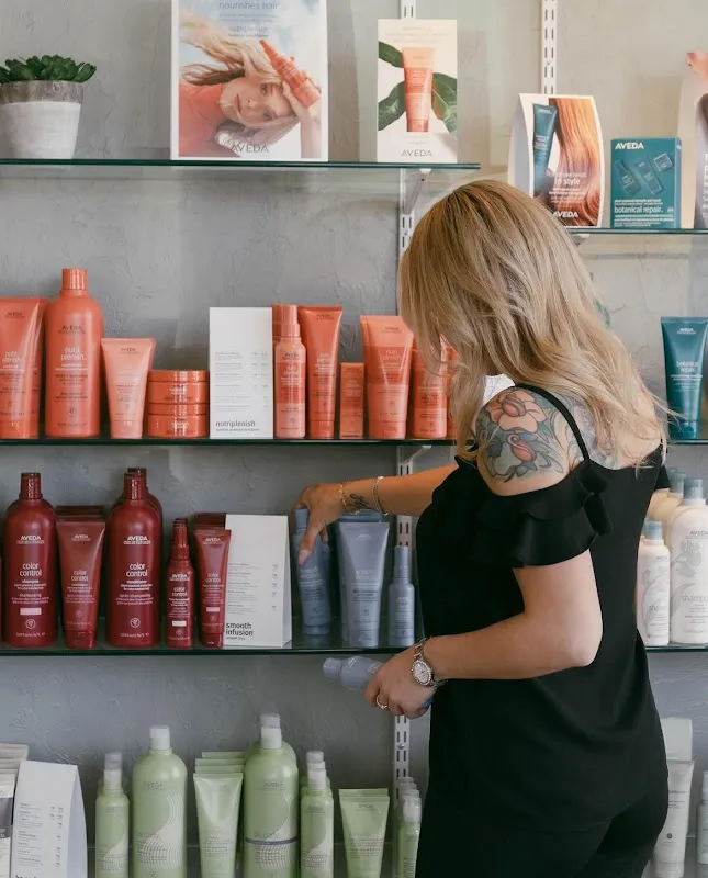95th St Salon