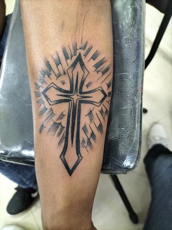 BLACK LOTUS TATTOOZ