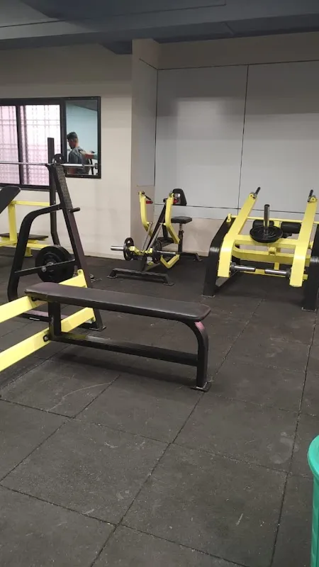 Curve fitness centre