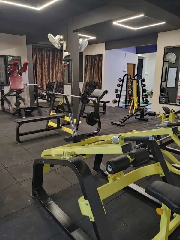 Curve fitness centre
