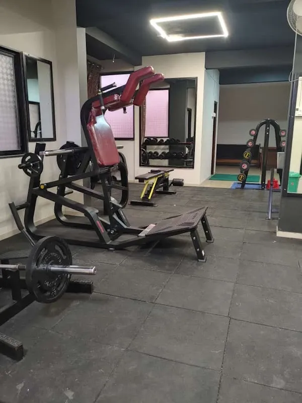 Curve fitness centre