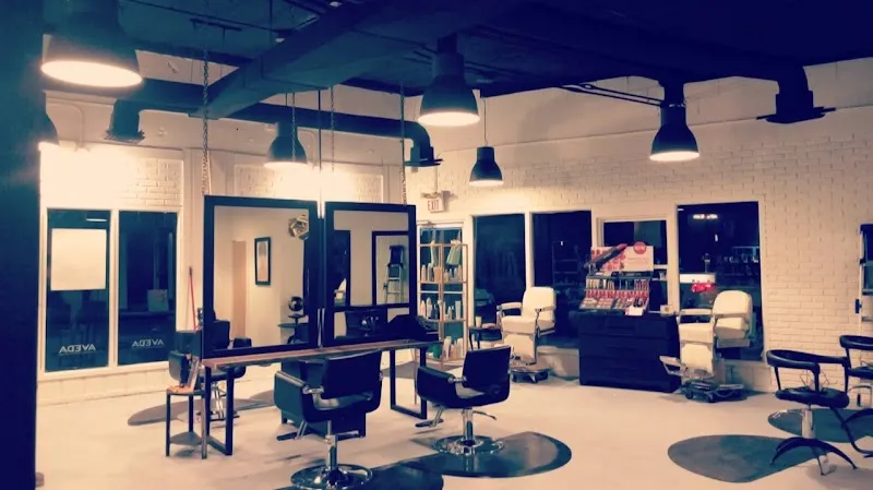 Fleur Organic Salon of Barrington