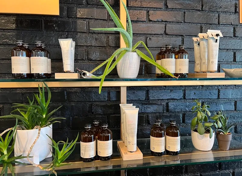 Fleur Organic Salon of Barrington