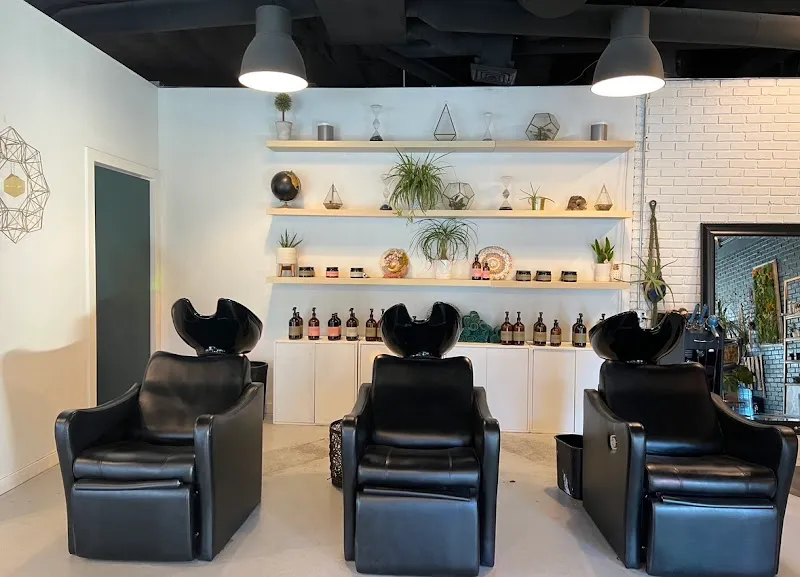 Fleur Organic Salon of Barrington