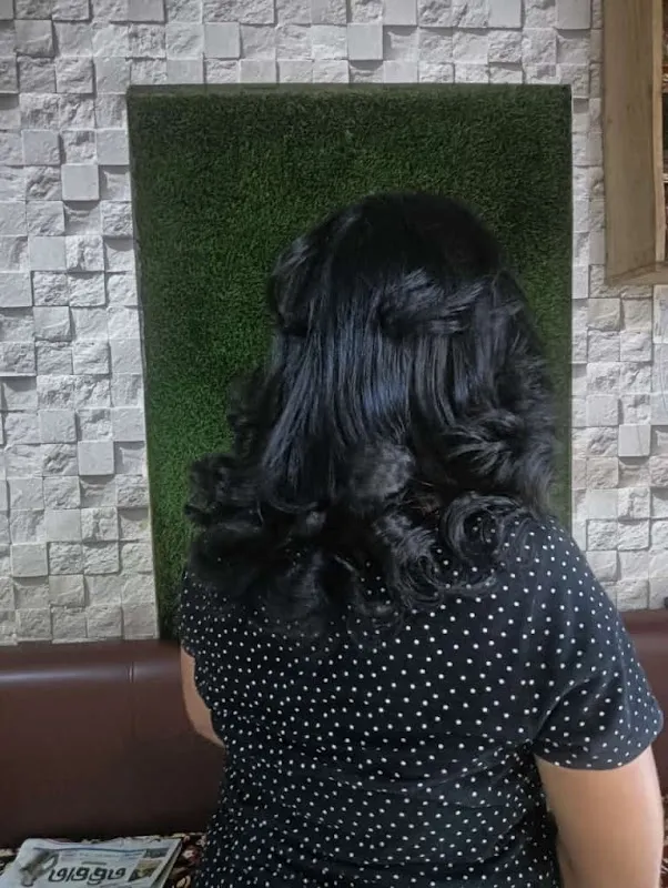 Dhanne's professional unisex salon & spa