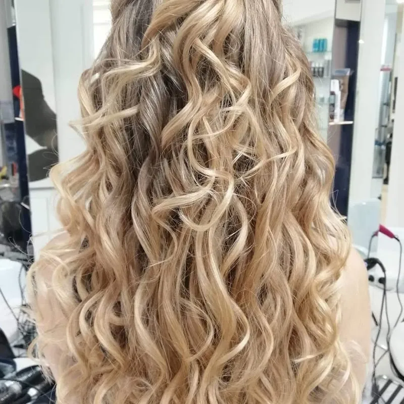 Jean Beynel Salon