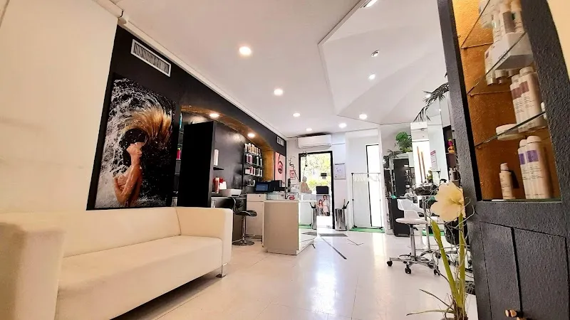 Jean Beynel Salon