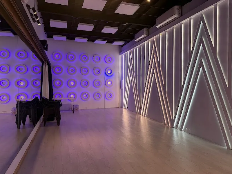 ADDICT: A Complete Dance & Fitness Studio