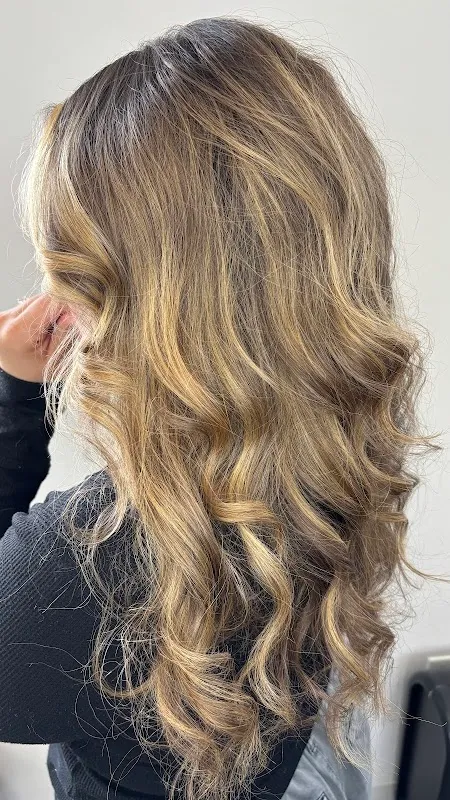 Encore Salon