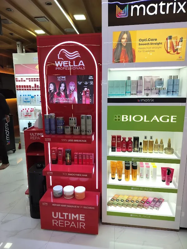 Jawed Habib Hair and Beauty Salon, JB Nagar