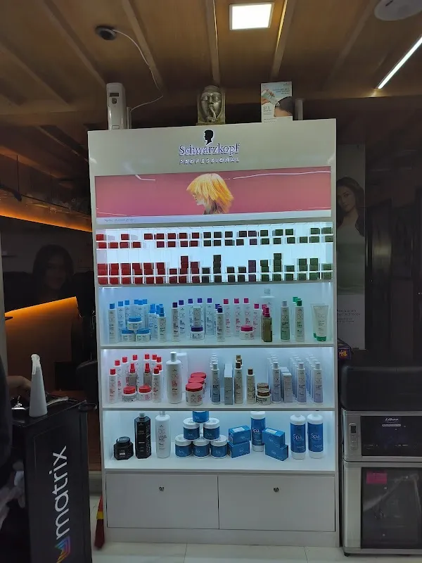 Jawed Habib Hair and Beauty Salon, JB Nagar