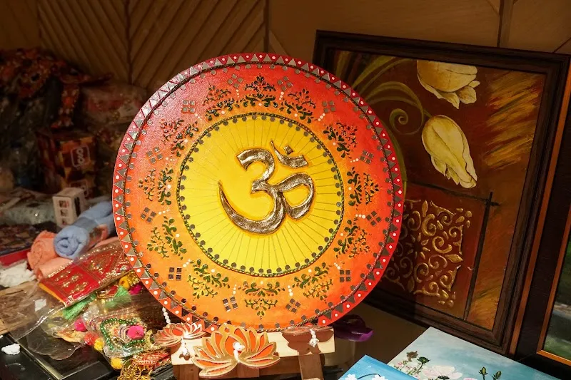 Dhuruvi art studio