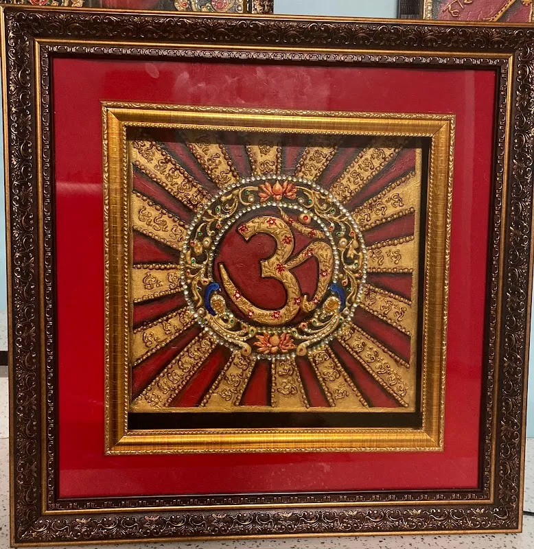 Dhuruvi art studio